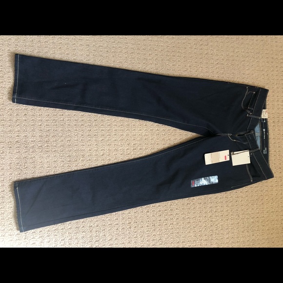 Levi’s Demi Curve Jeans - Picture 1 of 2
